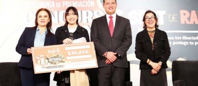 Estudiante de UABCS se alza como ganadora en Concurso Nacional de Spot de Radio convocado por el INAI