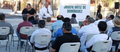 Con una inversión de más de 33 mdp Castro Cosío inauguró obra de pavimentación en La Paz