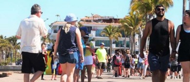 México espera ingresos de 48 mil mdp por fin de semana largo