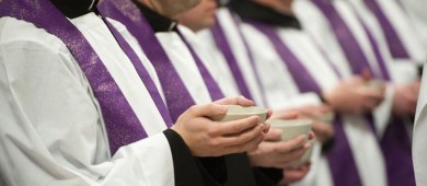 Desde este año todos los sacerdotes están obligados a tomar curso para proteger a niños