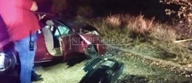 8 personas lesionadas de gravedad tras choque automovilístico en Playa El Sonorense