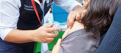 Secretaría de Salud pide no caer en pánico por sarampión; hay abasto de vacunas