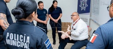 Imparten capacitación a policías municipales en “Primer Respondiente y Uso de Desfibrilador Automático Externo