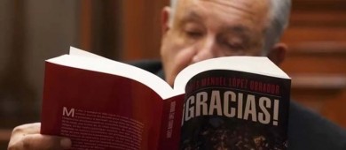 Magistrado electoral quiere prohibir libro de AMLO, dice el presidente