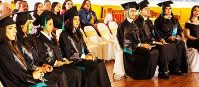 Se gradúan estudiantes en Administración de Agronegocios de la UABCS Guerrero Negro
