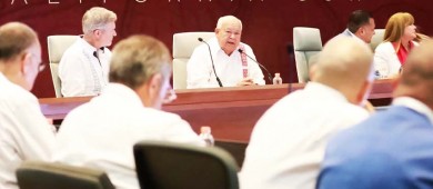 Recibe gobernador de BCS a embajadores de la Unión Europea