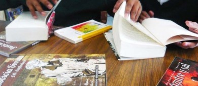 Lectura entre mexicanos baja 14% en 9 años: Inegi