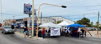 Persiste el paro laboral en la docencia sudcaliforniana; el plantón ahora en el SNTE