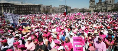 Mario Delgado denuncia que Xóchitl Gálvez registró "Fuerza Rosa" en el IMPI