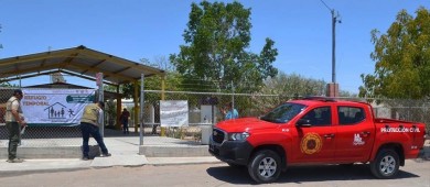 Instala Protección Civil Municipal lonas en los refugios temporales de La Paz