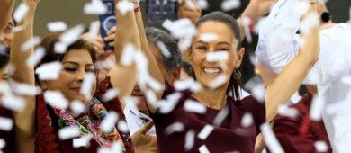 Al grito de ‘¡presidenta!’, Sheinbaum cierra campaña en el Zócalo y dice que ‘no va a defraudar’