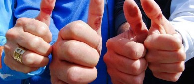 Productos gratis al mostrar dedo entintado después de votar; aquí las promociones