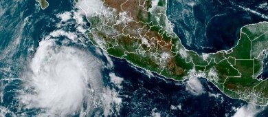 Ola de calor amenaza temporada de huracanes en el Pacífico y Atlántico