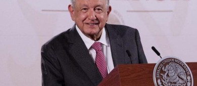 AMLO dice que no pedirá a Sheinbaum agilizar reformas constitucionales