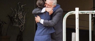 AMLO recibe a Claudia Sheinbaum en su primera reunión tras victoria electoral