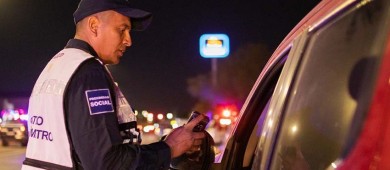 10 vehículos fueron retenidos durante el alcoholímetro en La Paz