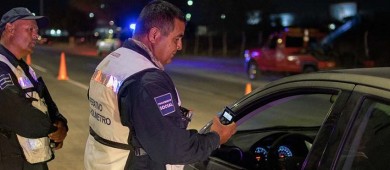 10 vehículos fueron retenidos durante el alcoholímetro en La Paz