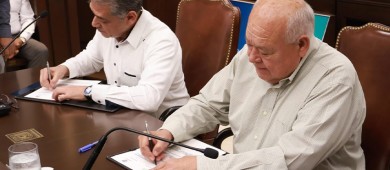 Se oficializa el convenio de subsidio a la tarifa de energía del consumo doméstico en BCS
