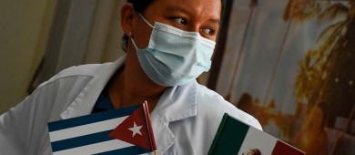 Sheinbaum anticipa que médicos de Cuba continuarán en México