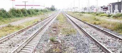 Anuncia Sheinbaum plan de 3,000 nuevos kilómetros de vías férreas para pasajeros