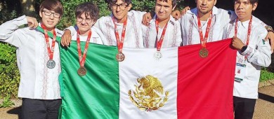 Mexicanos se bañan de oro en matemáticas