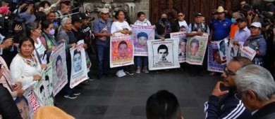 Sheinbaum se compromete a dar seguimiento a la investigación del caso Ayotzinapa