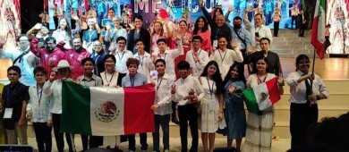 Niños mexicanos logran medallas en las olimpiadas de matemáticas en la India