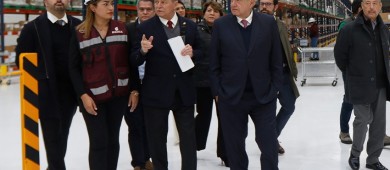 Pese a críticas, AMLO presume que logró sistema de salud 'mejor que el de Dinamarca'