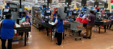 Diputados aprueban 'Ley Silla' que prohíbe trabajar todo el turno de pie