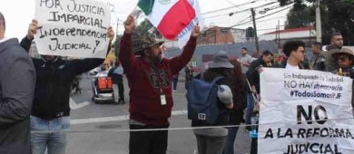 Presentan 138 demandas de amparo contra reforma judicial