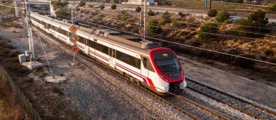 Sheinbaum inaugura obras del Tren México-Querétaro; estará listo en 3 años