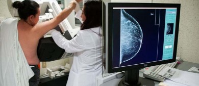 IMSS afirma que atiende entre 12 a 13 mil pacientes con cáncer de mama