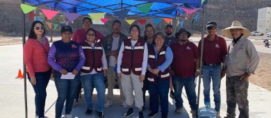 Autoridades Municipales rehabilitan el parque de la colonia Valle del Mezquite