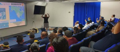 Académicos de la UABCS participan en capacitación y entrenamiento para el Desenmalle de Grandes Ballenas