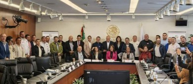 Se lleva a cabo histórica reunión en el senado para fortalecer el sector pesquero de BCS