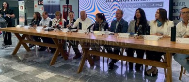 Luego de más de una década, regresa el vuelo Los Ángeles – La Paz