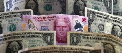 Peso mexicano gana con fuerza ante menor temor sobre aranceles
