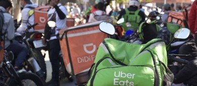 Diputados aprueban dar a repartidores de Uber, DiDi y Rappi aguinaldo, vacaciones, utilidad y sindicalizarse