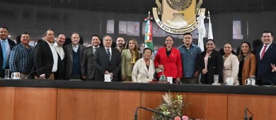 Conmemoran el 50 Aniversario de la Constitución de BCS