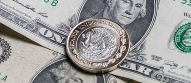 Ausencia de aranceles de Trump ayuda al peso… por ahora