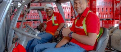 Empresas ofrecen más de 38 mil empleos a mexicanos repatriados de EU