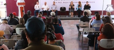 Entrega el gobernador Castro Cosío apoyos a Microempresas Sudcalifornianas