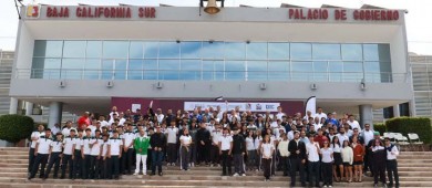 Baja California Sur se suma a la Clase Nacional de Boxeo; Castro Cosío firma cinturón de la Paz