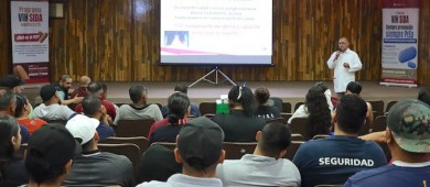 Gobierno de BCS brinda capacita a responsables de Centros de Rehabilitación