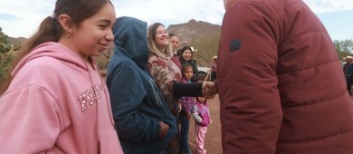 Visita Castro Cosío, zona serrana de Santa Martha y El Patrocinio, y entrega apoyos