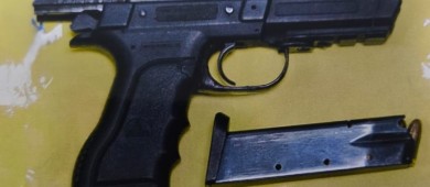 Por portación de armas de fuego y posesión de droga, vinculan a proceso a tres personas en BCS