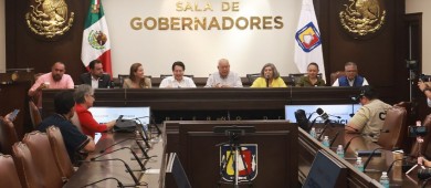 Anuncia SEP federal y Gobierno de BCS, primera etapa de regularización de 500 plazas y 3 mil ho-ras para educación básica