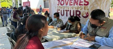 Gobierno destinará un billón de pesos para programas sociales, pero en 2026