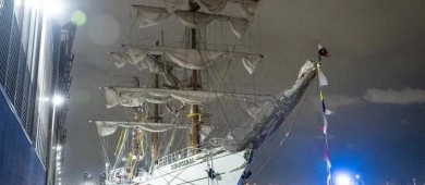 Accidente del buque escuela se debió a falta de propulsión, según expertos