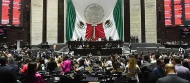 Emiratos Árabes Unidos quiere invertir en puertos, centros de datos y minería en México